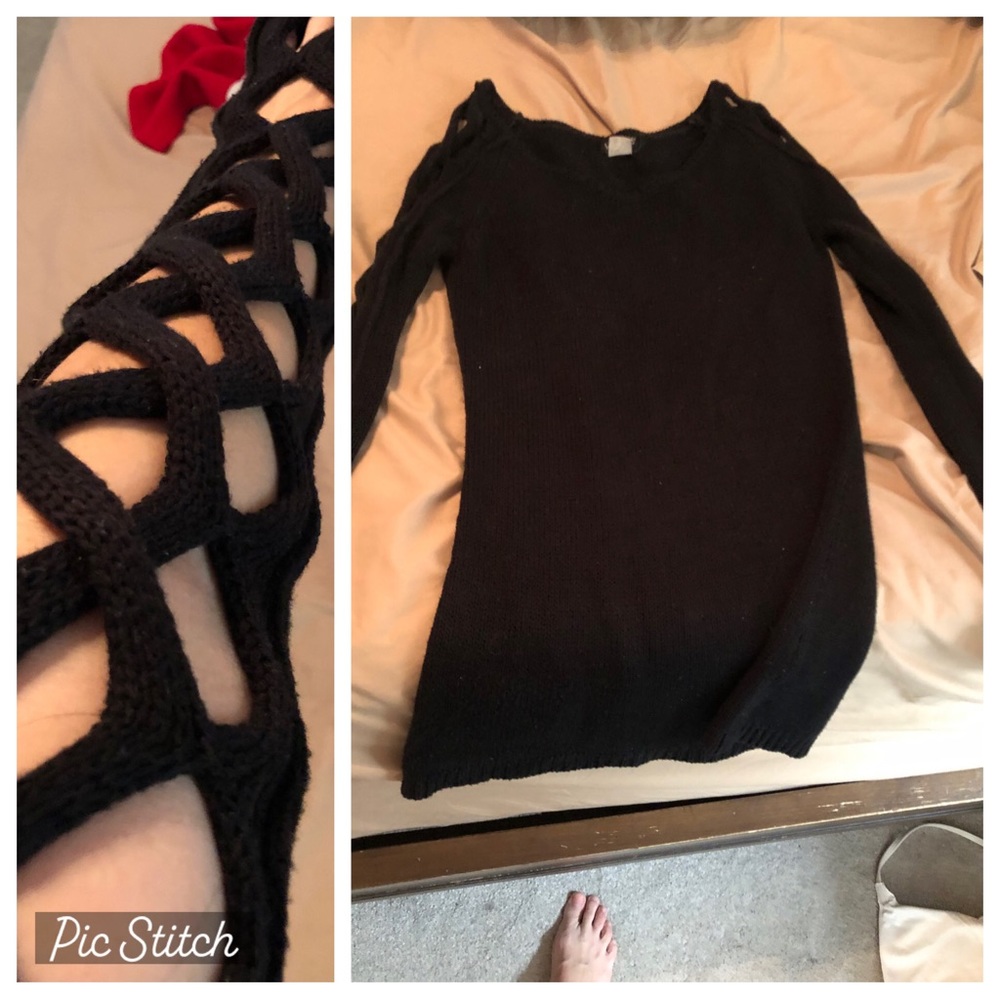 Venus sweater